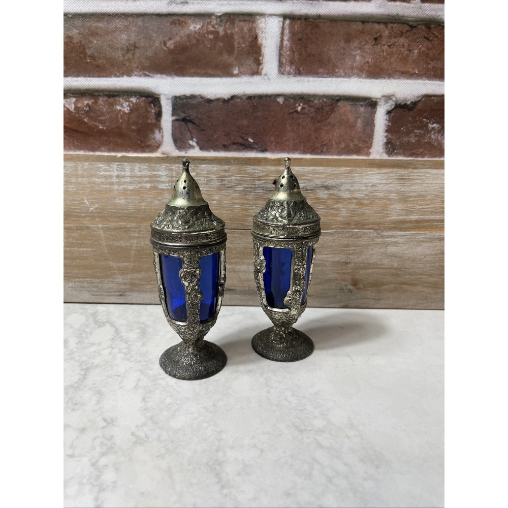 Victorian Cobalt / Silver Salt And Peter Shakers 5" Tall Beautiful Patina